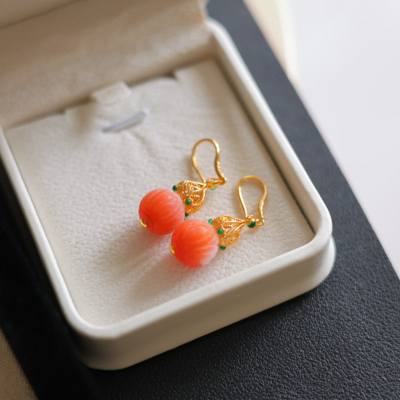 Natural Baoshan Nanhong Agate Gourd Earrings