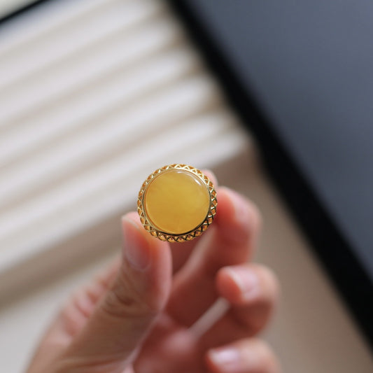 Natural Chicken Fat Yellow Beeswax Amber Ring