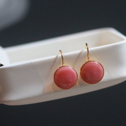 Natural Queen Shell Hook Earrings