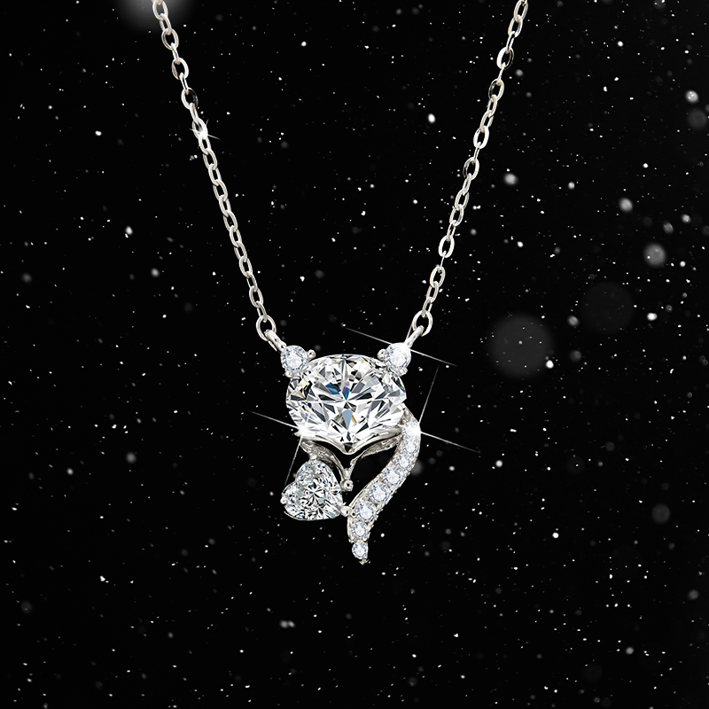 Seductive and sexy fox specially designed zircon pendant necklace - jewelryweilin