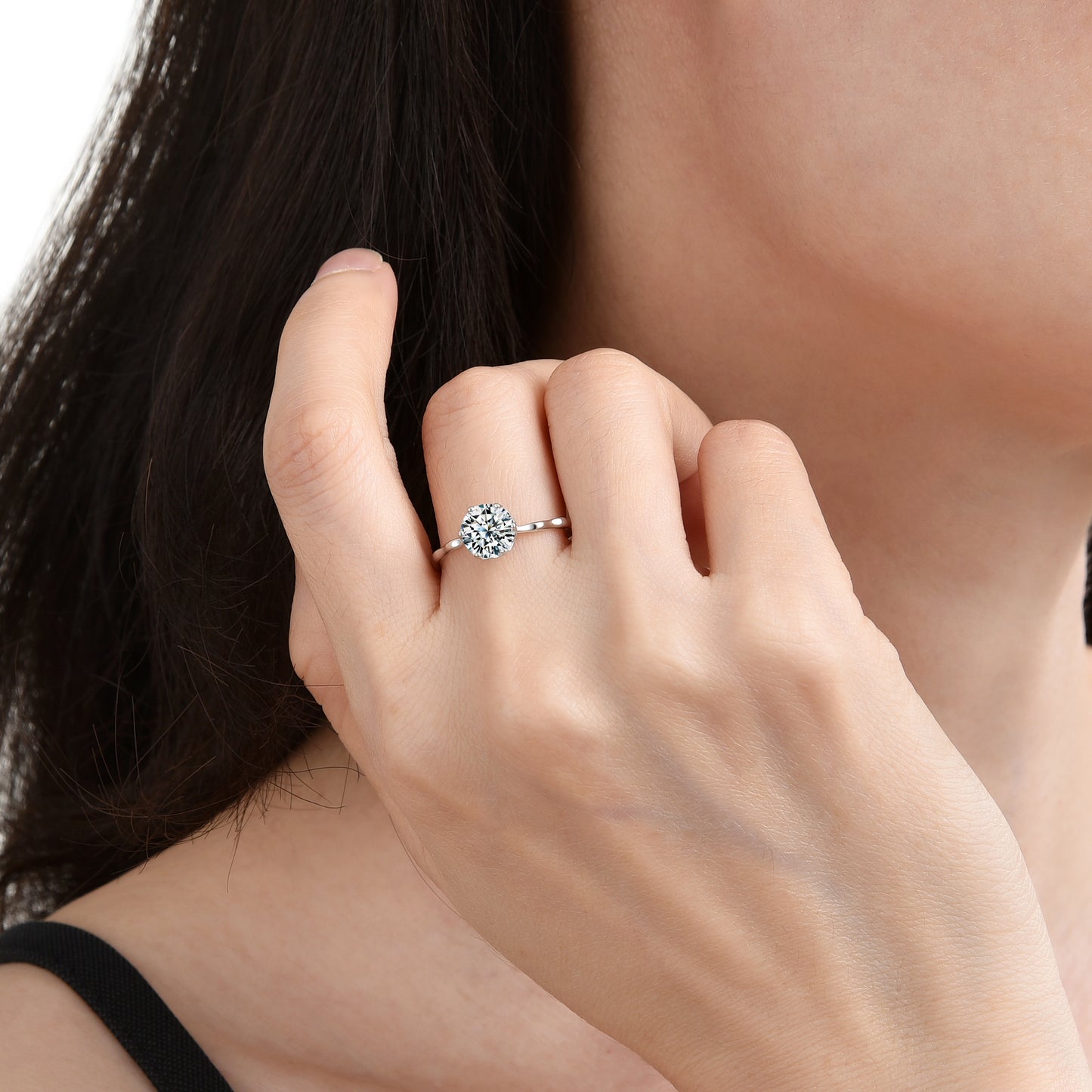 Wave-Shaped Sparkling Single Zirconia Ring - jewelryweilin