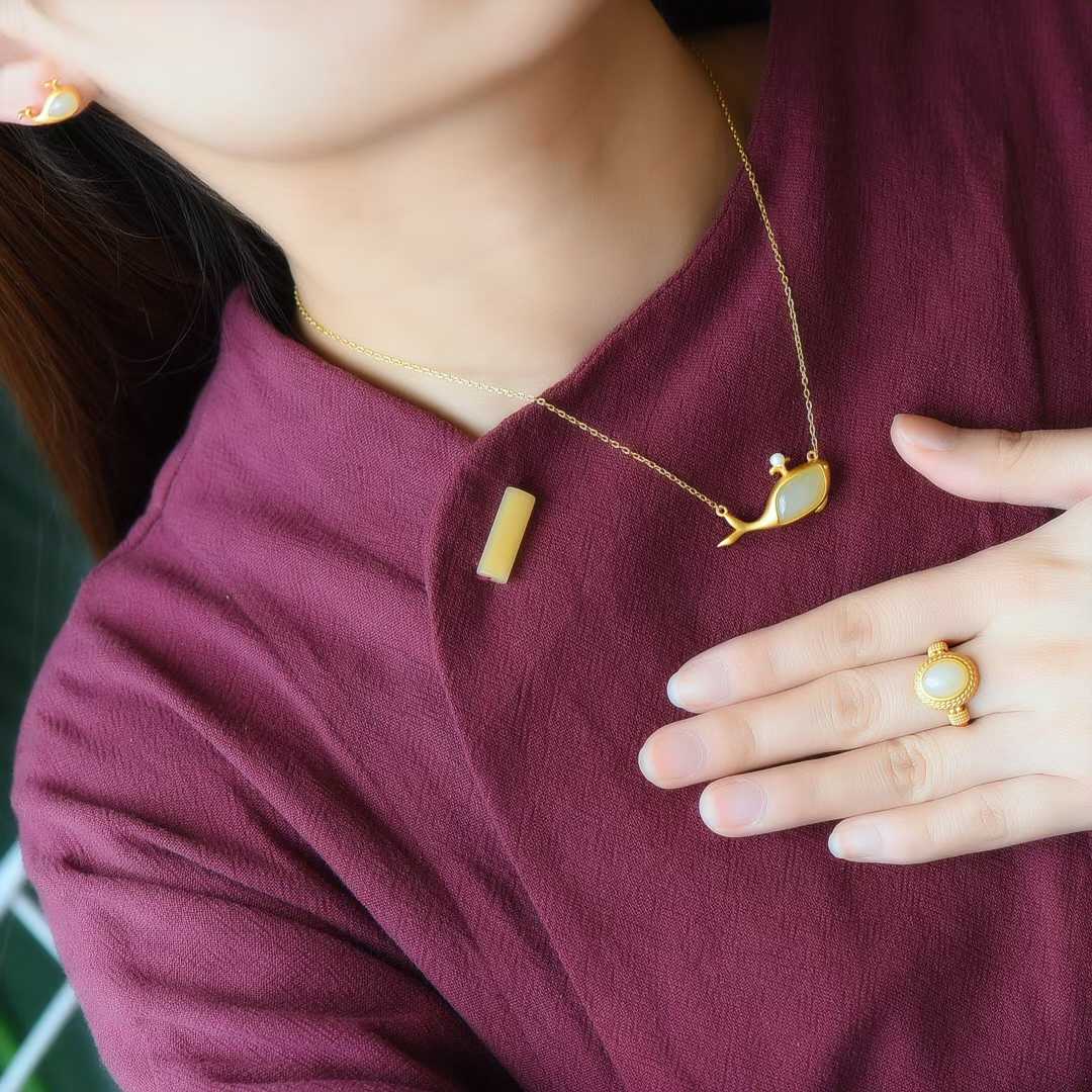 925 Silver Inlaid Nephrite "Dolphin" Jewelry Set