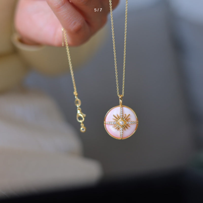 Natural Queen Shell Eight-Pointed Star Pendant
