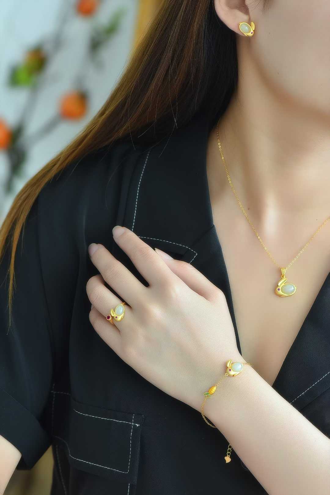 Traditional Chinese Hetian jade rabbit jewelry set - thick matte gold finish representing fortune"