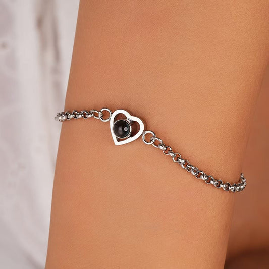 Photo projection heart circle hand chain - jewelry - weilin.com