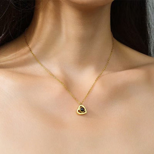 Photo Projection Heart Necklace - jewelry - weilin.com