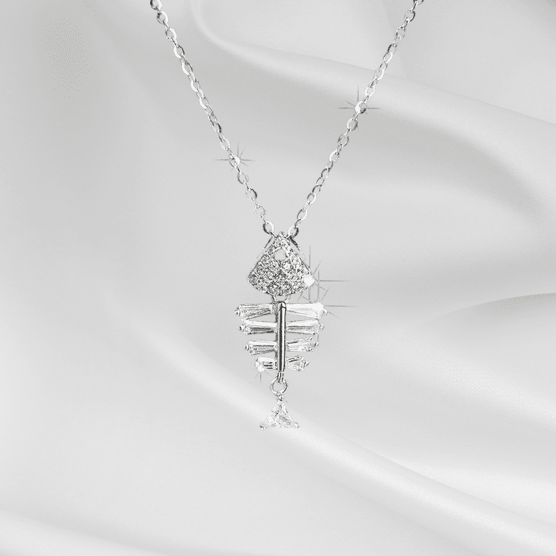 Sexy Special Design Fishbone Pendant Necklace - jewelry - weilin.com