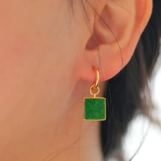 How to Tell Real Jade from Fake: 5 Tests Anyone Can Do at Home