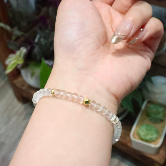 Natural White Crystal Straight-Cut Bracelet