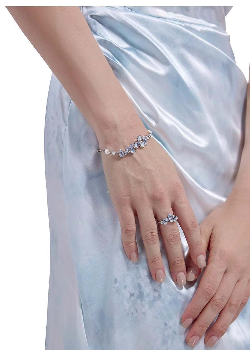 Enamel gradient floral bracelet