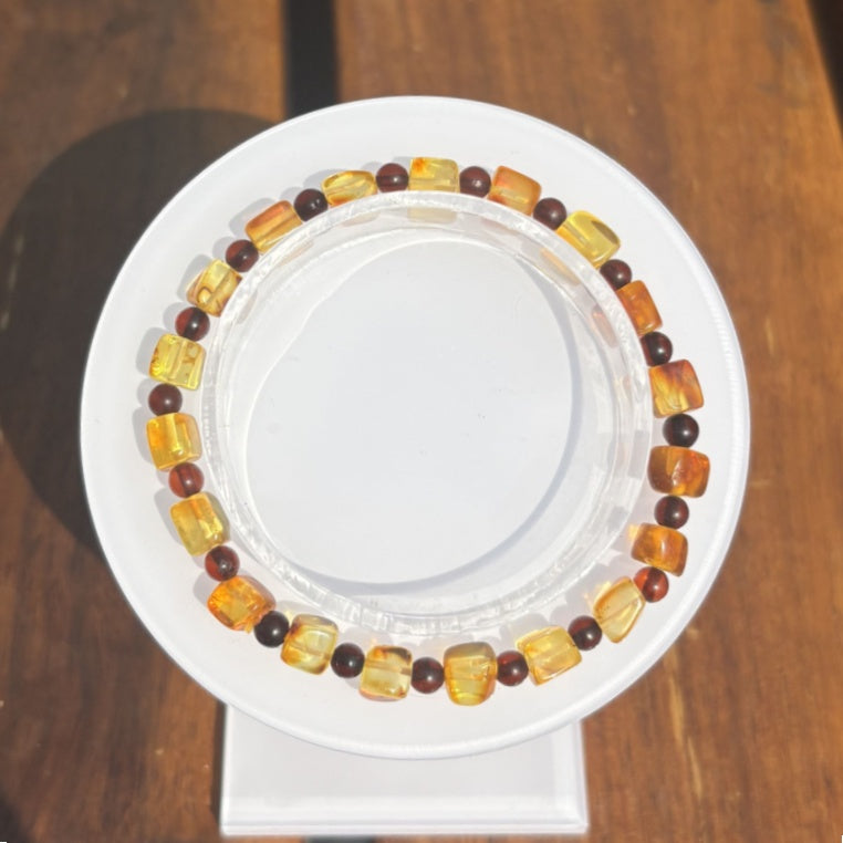 Golden amber square bracelet