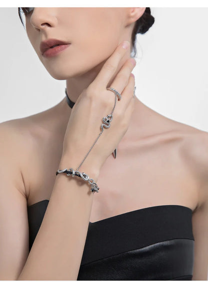 One-piece snake-shaped bracelet