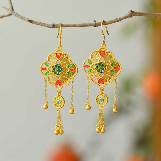 Close-up of flourishing blossoms design Hetian jade pendant in sterling silver"