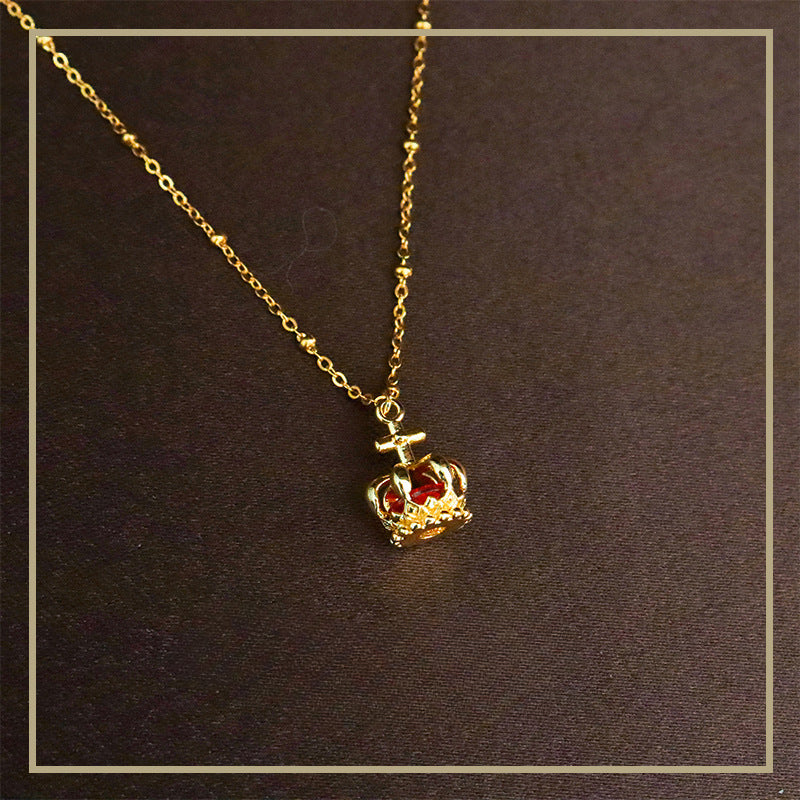 Classic Vintage Crown Pendant Women's Necklace - jewelryweilin