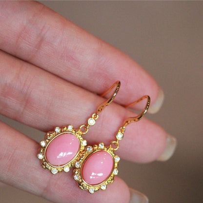Natural Queen Shell Earrings