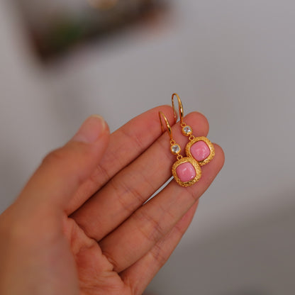 Natural Queen Shell Square Earrings