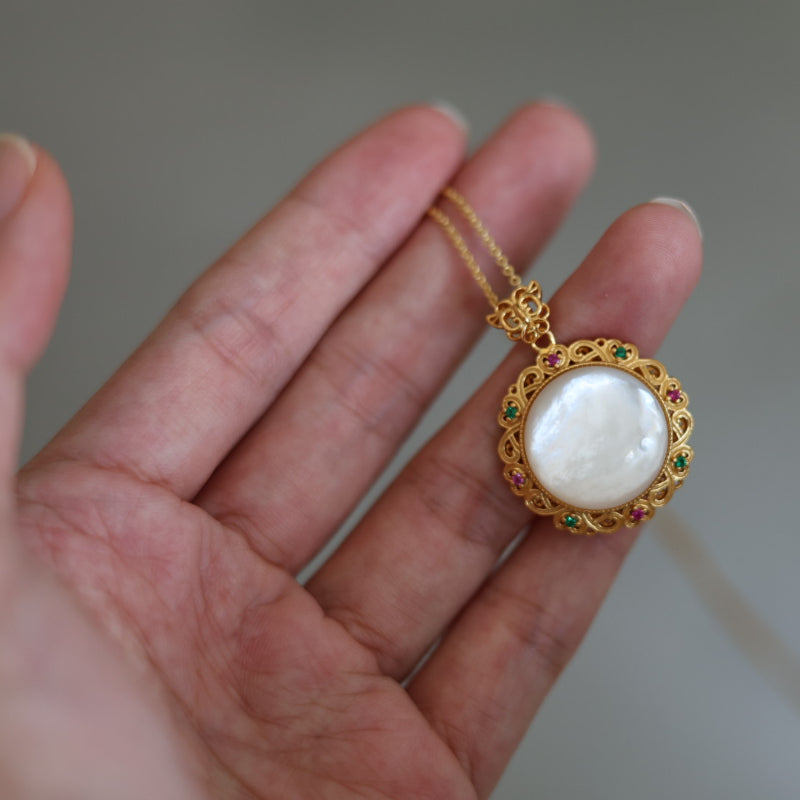 Natural White Mother of Pearl Pendant