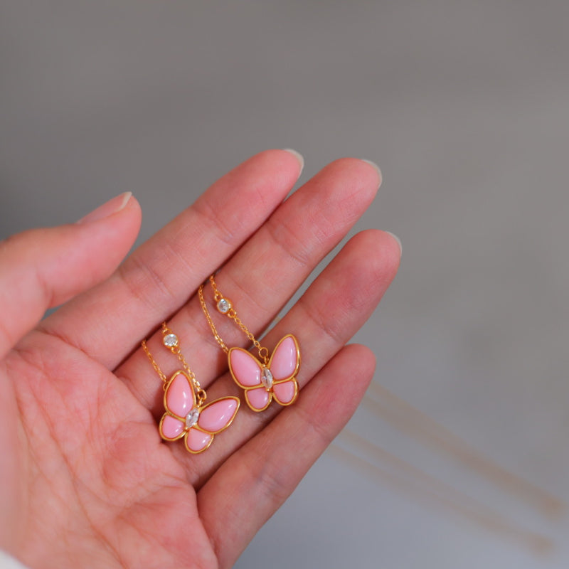 Natural Queen Shell Pendant
