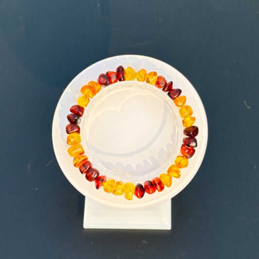 Duobao shaped bracelet