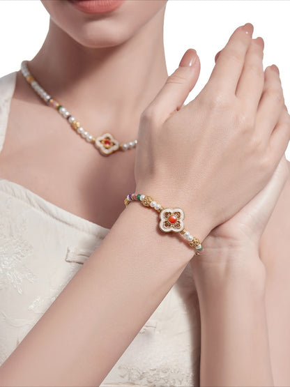 New Chinese-style four-leaf clover bracelet
