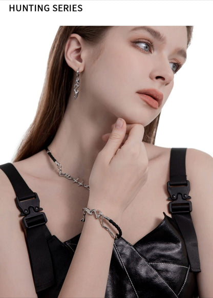 Minority cowhide cord shark bracelet