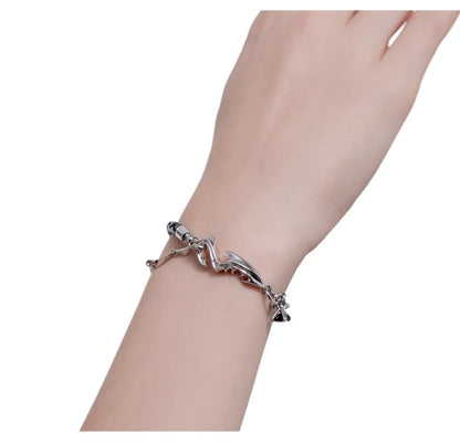 Minority cowhide cord shark bracelet