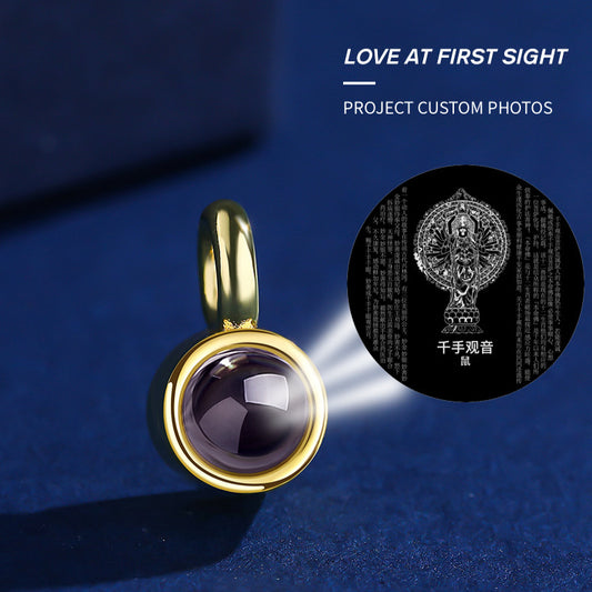 Pulsera colgante con piedra de proyección