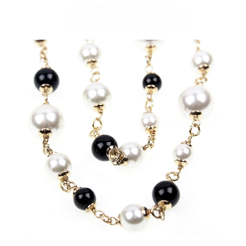 String pearl hip hop necklace