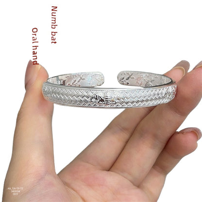 Solid sterling silver bat bracelet - jewelryweilin