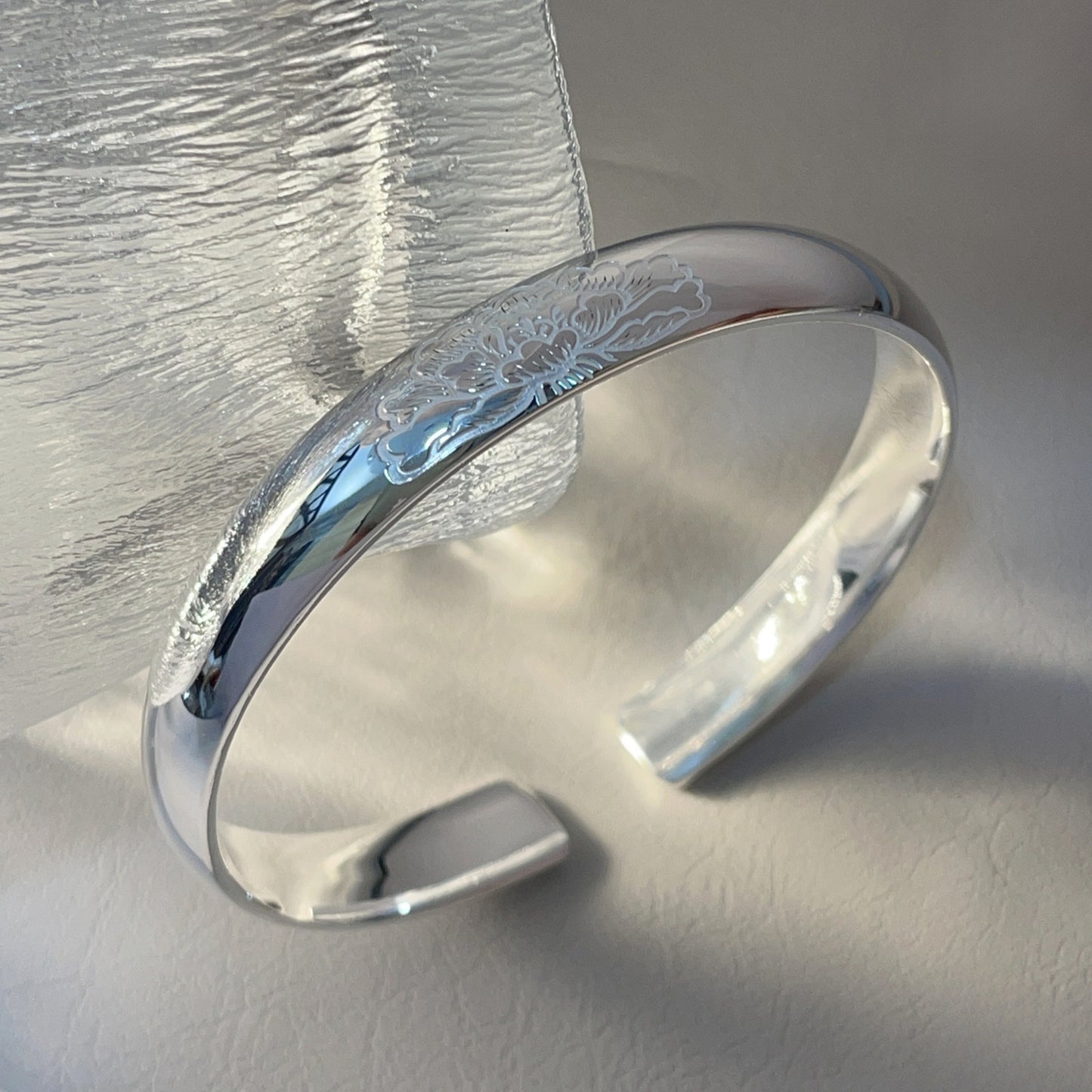 China Patterned solid sterling silver bracelet - jewelryweilin