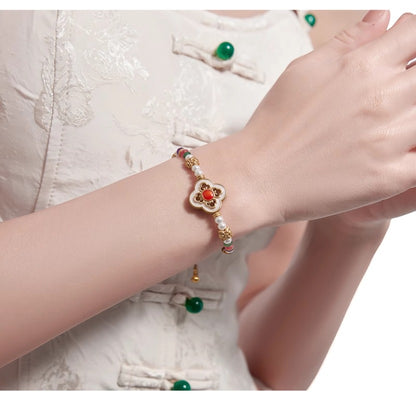 New Chinese-style four-leaf clover bracelet