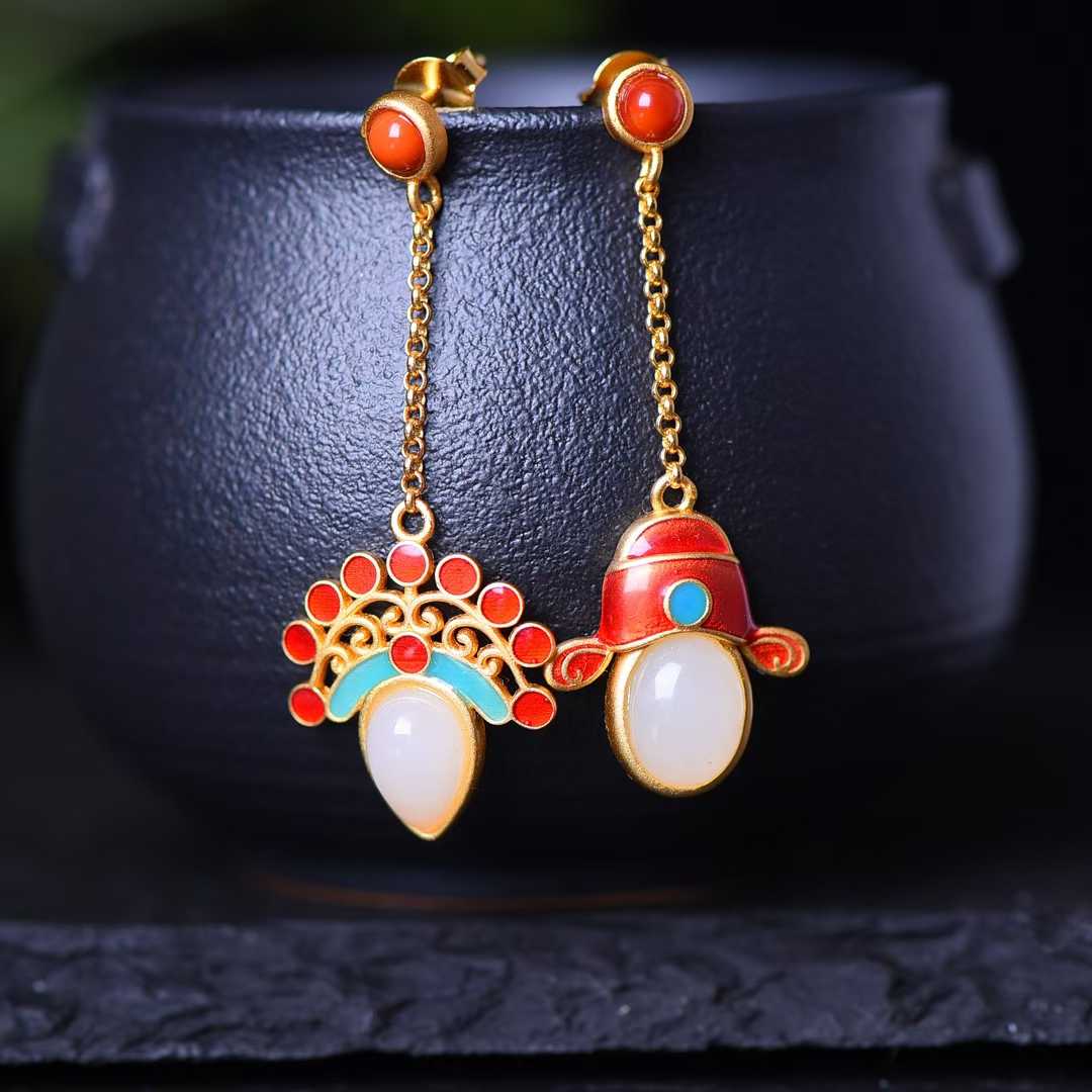 Vintage-style thick matte gold finish Hetian nephrite jewelry showcasing retro craftsmanship