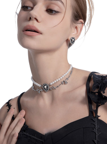 Double-strand pearl necklace