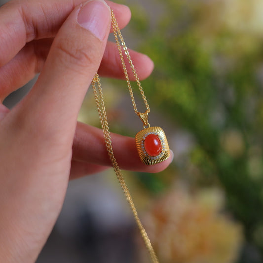 Natural Nanhong Agate Pendant