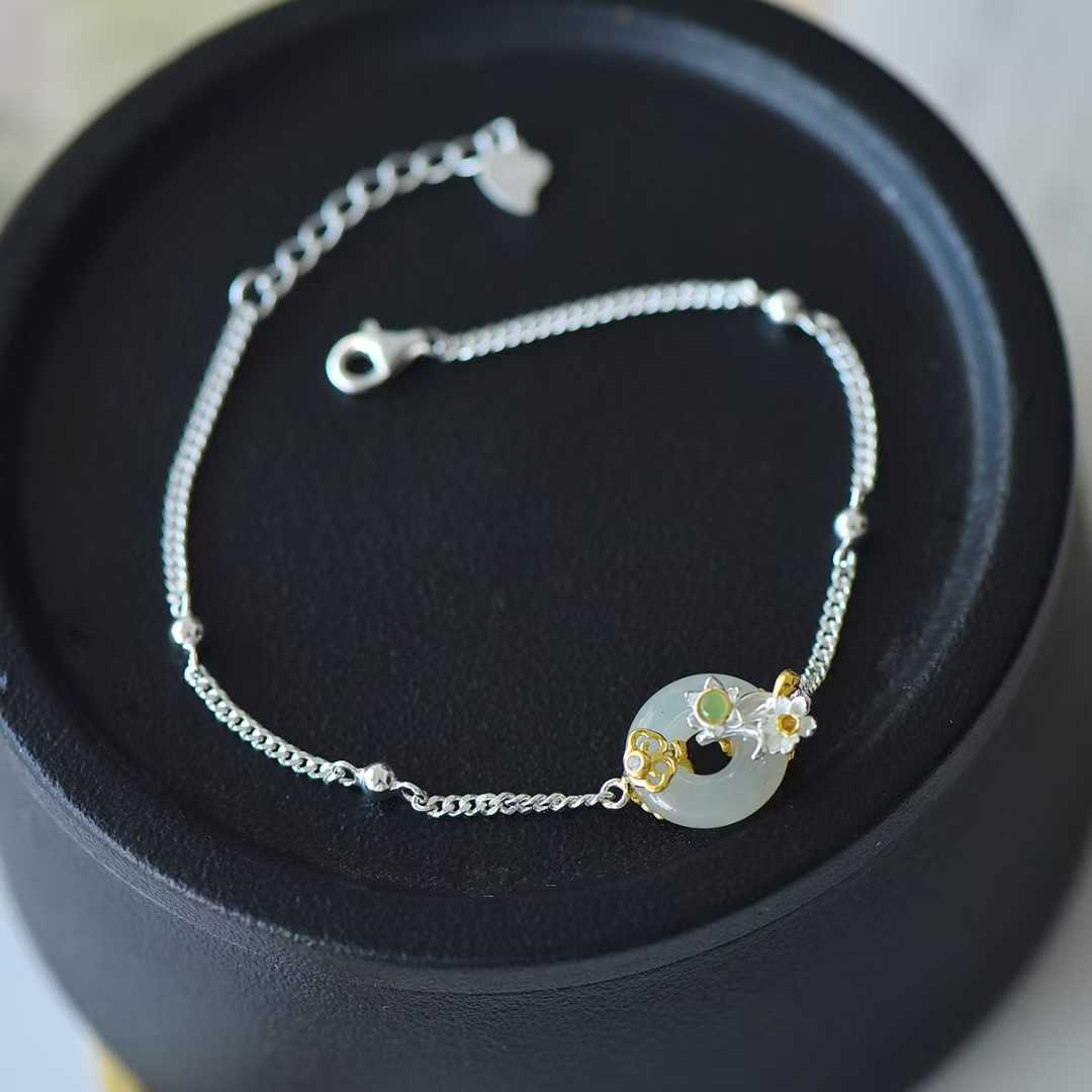 Elegant 925 silver inlaid Hetian jade set featuring December Flower God daffodil