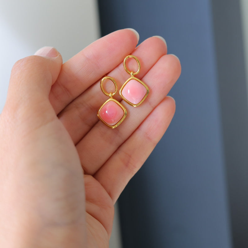 Natural Queen Shell Rectangle Earrings