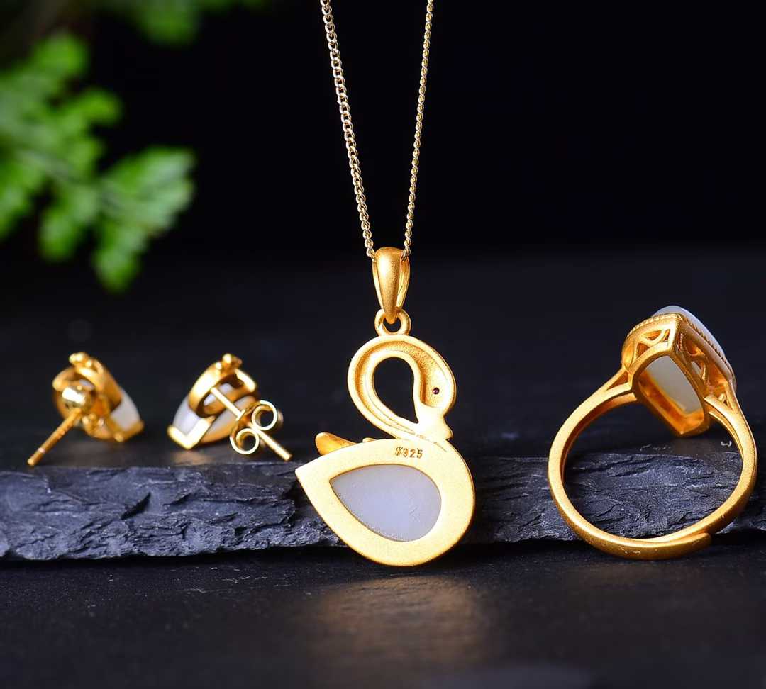 925 Silver Inlaid Nephrite Swan Jewelry Set