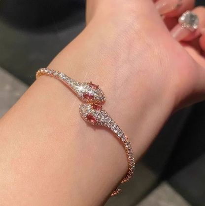 Snake Pull-Out Bracelet