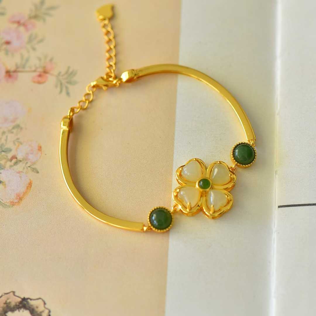 925 Silver Inlaid Hetian Nephrite "Luck Arrives" Four-Leaf Clover Bracelet
