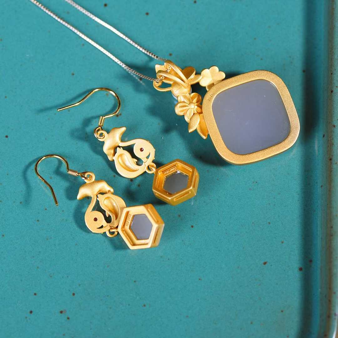  S925 silver inlaid Hetian smoky gray nephrite cabochon jewelry with sophisticated style