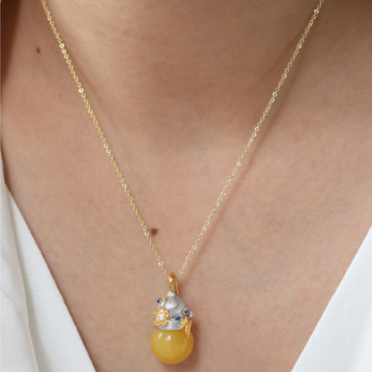 13–14mm Beeswax Amber Gourd Pendant
