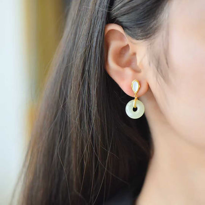 925 Silver Inlaid White Hetian Nephrite Peace Ring with Mother of Pearl Stud Earrings