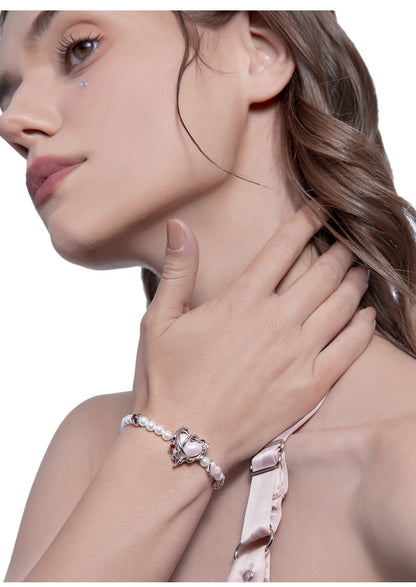 Love heart bead bracelet