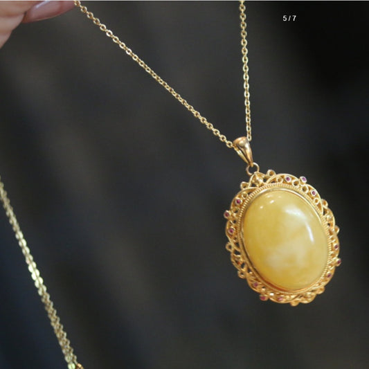 Natural White Flower Beeswax Pendant
