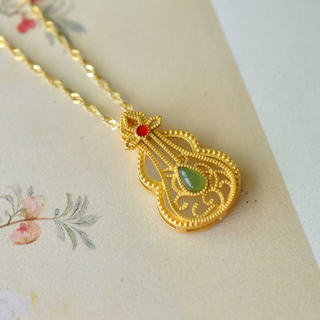 925 Silver Inlaid Hetian Nephrite "Bosom Friend" Violin Pendant