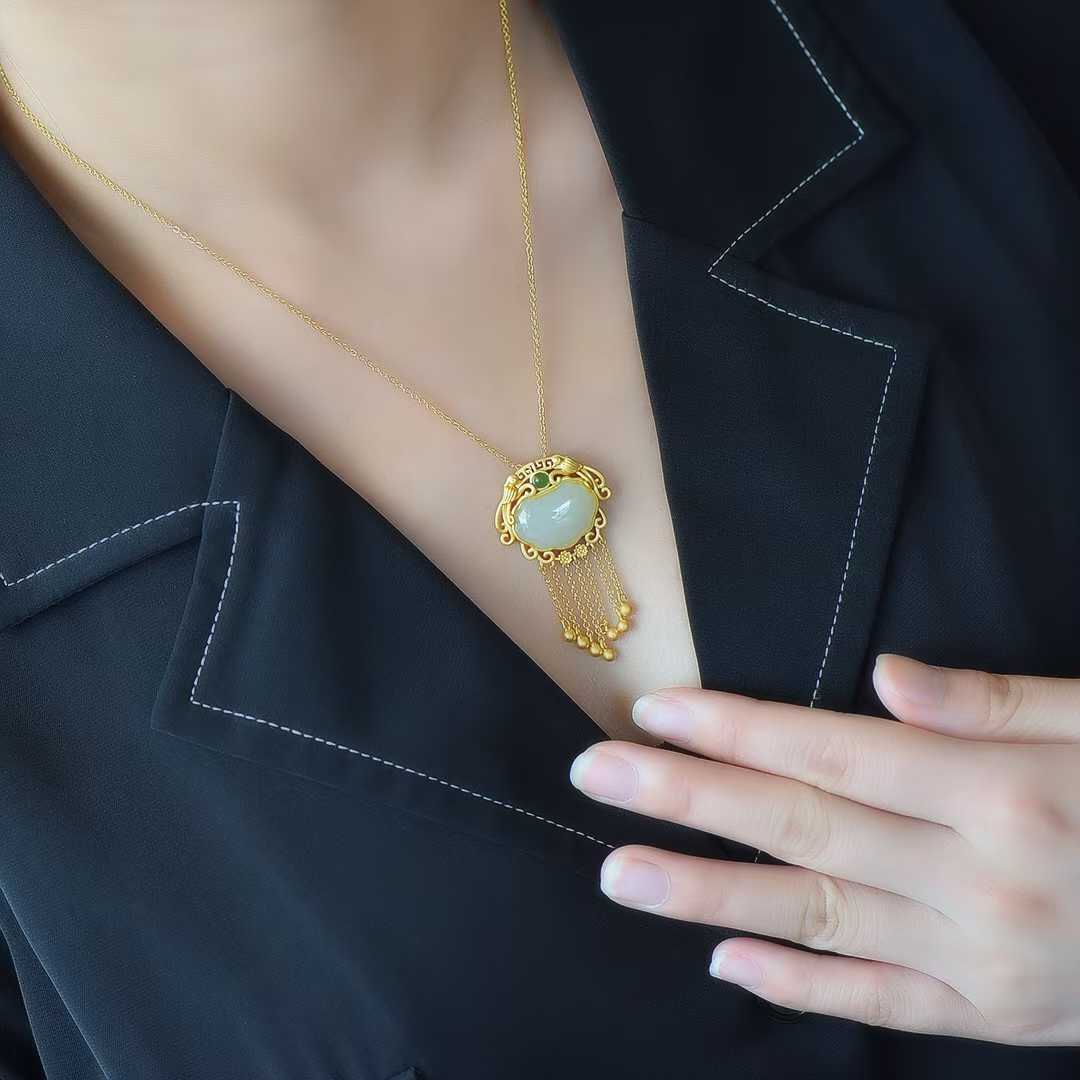 925 Silver - Inlaid Hetian Jade Baby Lock Pendant - jewelry - weilin.com