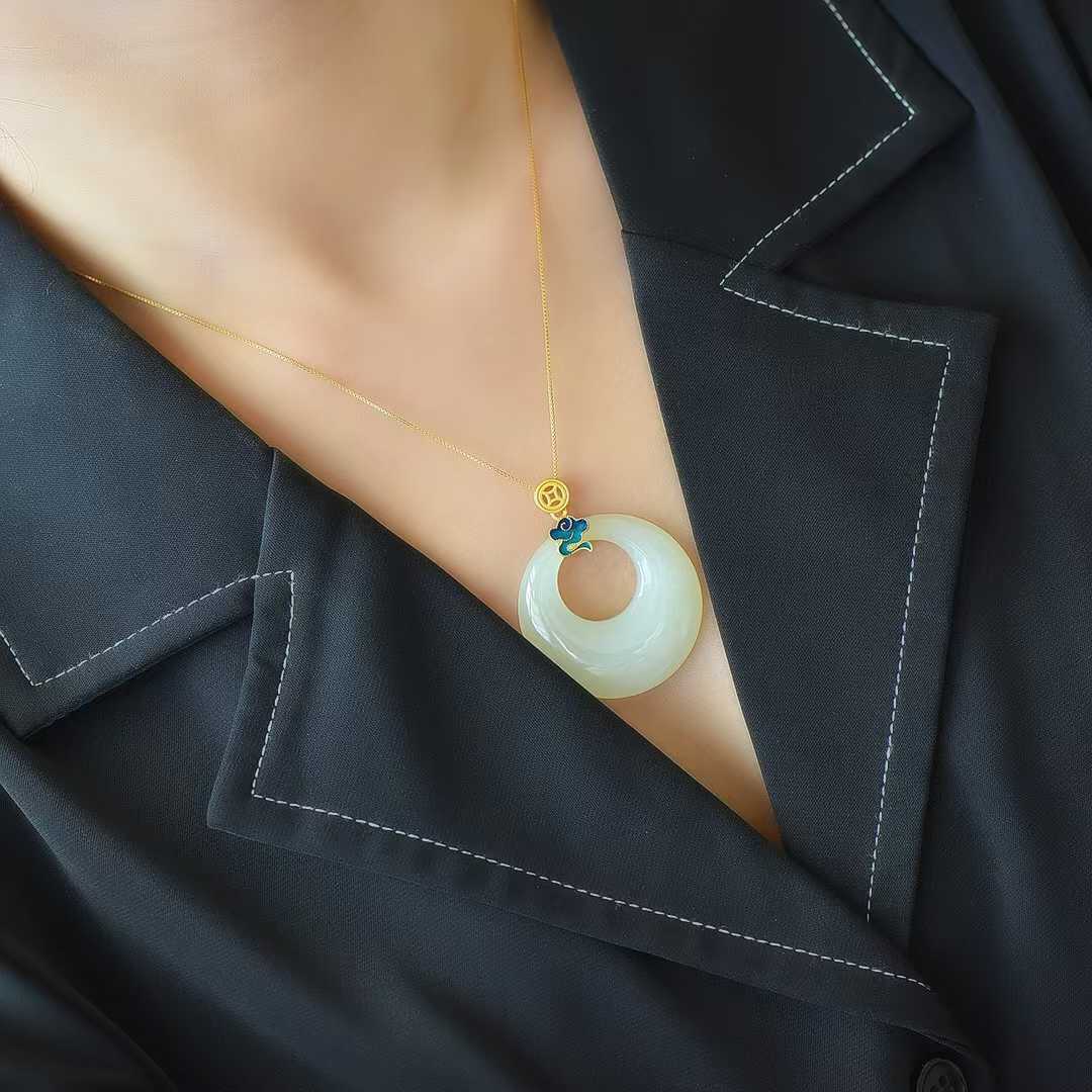 925 Silver - Inlaid Hetian Jade Pendant with "Auspicious Clouds" & "Ping'an Kou" (Peace Buckle) Design - jewelry - weilin.com