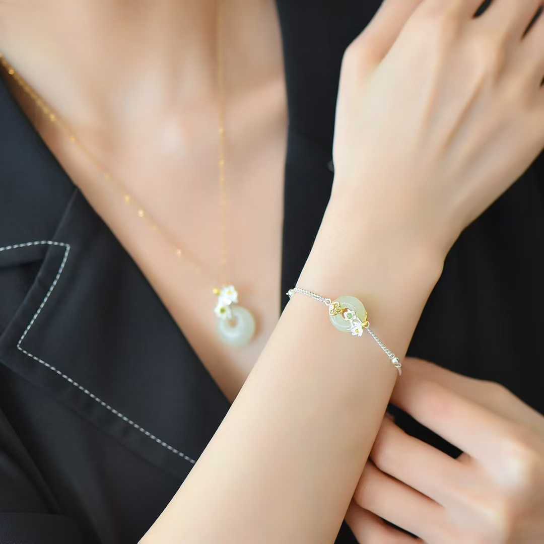925 Silver Inlaid Hetian Nephrite "December Daffodil (Twelve Flower Gods)" Jewelry Set - jewelry - weilin.com