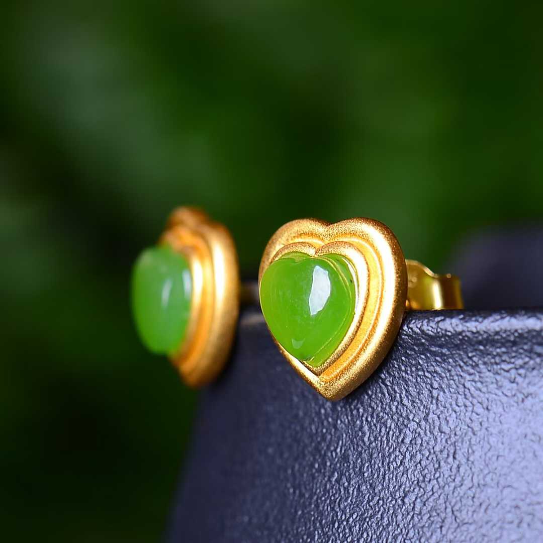 925 Silver Inlaid Hetian Spinach Green Nephrite Heart - Shaped Stud Earrings - jewelry - weilin.com