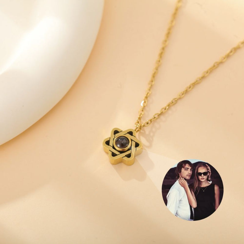 Photo projection six-pointed star necklace - personalized custom jewelry - WeiLin Jewelry
